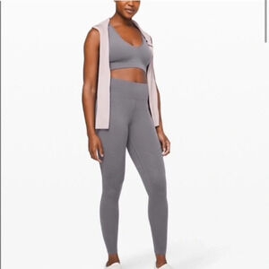 Lululemon Reveal SET  (tight & bra)
